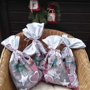 Karácsonyi ajándékzsák - karácsony - karácsonyi ajándékozás - karácsonyi ajándékcsomagolás - Meska.hu