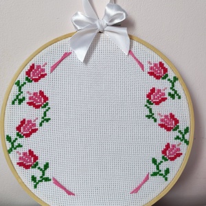 Keresztszemes hímzett fényképtartó keret, Otthon & Életmód, Dekoráció, Kép & Falikép, Képkeret, Hímzés, MESKA