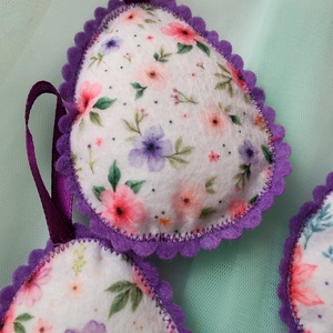 Filc tojások - ünnepi díszek, dekorációk - húsvéti díszek és dekorációk - húsvéti tojásfadíszek - Meska.hu