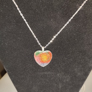 Szívecskés szivárvány nyaklánc  - ékszer - nyaklánc - medálos nyaklánc - Meska.hu