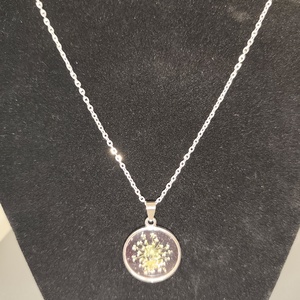 Sárga szárított virágos nyakl�nc  - ékszer - nyaklánc - medálos nyaklánc - Meska.hu