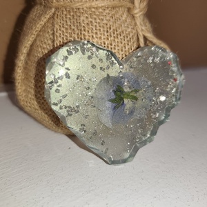 Szivecske szárított virágos hűtőmágnes, Otthon & Életmód, Konyhafelszerelés, tálalás, Konyhai dekoráció, Hűtőmágnes, Mindenmás, MESKA