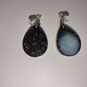 Fekete csillogó fülbevaló  - Meska.hu