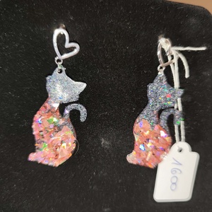 Szépséges cicás fülbevaló - ékszer - fülbevaló - lógó fülbevaló - Meska.hu