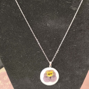 Valódi szárított virággal készült nyaklánc - ékszer - nyaklánc - medálos nyaklánc - Meska.hu