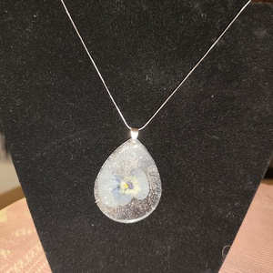 Szárított virágos nyaklánc - ékszer - nyaklánc - medálos nyaklánc - Meska.hu