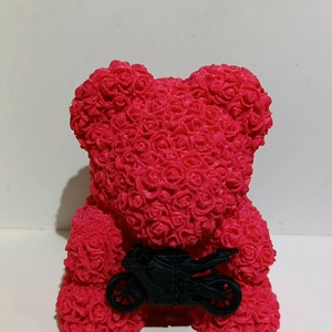 Egyedi rendelésre készült rózsamaci motorral - Meska.hu