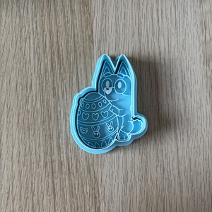 Húsvéti Bluey sütikiszúró - ünnepi díszek, dekorációk - húsvéti díszek és dekorációk - húsvéti sütikiszúró - Meska.hu