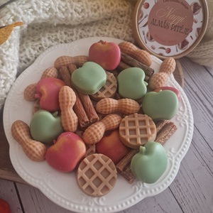 Nagyi almás pitéje illatviasz  - otthon & életmód - gyertya, illat, aroma - illatviasz - Meska.hu