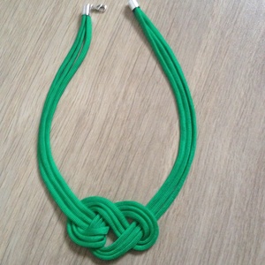 Háromkarikás paracord fonatos zöld nyaklánc, Ékszer, Nyaklánc, Medálos nyaklánc, Ékszerkészítés, MESKA
