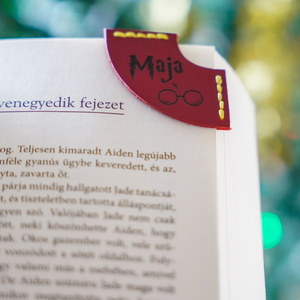 Könyvjelző - Harry Potter házak- Saját névvel, Könyv & Zene, Könyvjelző, Bőrművesség, Gravírozás, pirográfia, Harry Potter könyv ihlette lap szélére helyezhető könyvjelző házak színeiben.
Szépen jelöli az olda..., Meska