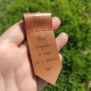 Valódi bőr könyvjelző - Egyedi mintával - könyv & zene - könyvjelző - Meska.hu