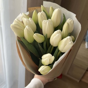 20 szálas fehér tulipán csokor - Meska.hu