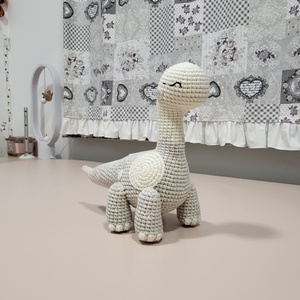 Hosszú nyakú dínó - Meska.hu