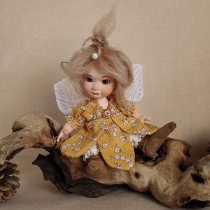 LIA mini porcelán mozgatható tündérke - otthon & életmód - dekoráció - manók - Meska.hu