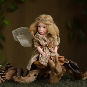 AGÁTA - szőke nagy porcelán tündér - otthon & életmód - dekoráció - dísztárgy - Meska.hu