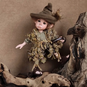 Favágó manó: BAERNAS - porcelán, mozgatható , Otthon & Életmód, Dekoráció, Manók, Baba-és bábkészítés, Szobrászat, MESKA