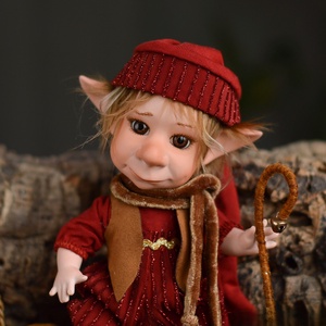 Karácsonyi mini porcelán mozgatható kobold - LÓCI - karácsony - karácsonyi lakásdekoráció - karácsonyi manók, figurák - Meska.hu