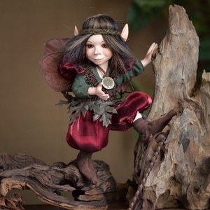 Vagány tündér: XENODIKÉ - porcelán, mozgatható, Művészet, Más művészeti ág, Baba-és bábkészítés, Szobrászat, MESKA