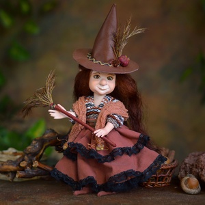 Bűbájos boszorkány: BERTA - porcelán, mozgatható - otthon & életmód - dekoráció - dísztárgy - Meska.hu