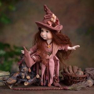 Egyedi boszorkány: BERTA - porcelán, mozgatható - otthon & életmód - dekoráció - halloween - halloweeni figurák - Meska.hu