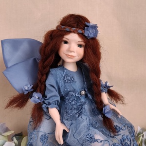 SZILFIN - kék csipkés porcelán tündér, mozgatható - otthon & életmód - dekoráció - dekoratív figurák és szobrok - Meska.hu