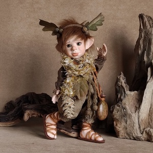 Vándorló manó: ZAORDON - porcelán, mozgatható  - otthon & életmód - dekoráció - manók - Meska.hu