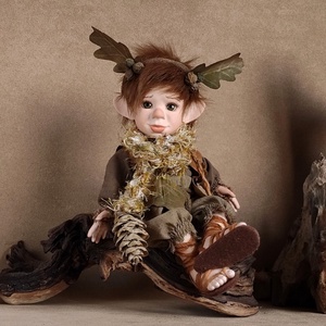 Vándorló manó: ZAORDON - porcelán, mozgatható  - otthon & életmód - dekoráció - manók - Meska.hu