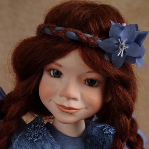 SZILFIN - kék csipkés porcelán tündér, mozgatható - otthon & életmód - dekoráció - dekoratív figurák és szobrok - Meska.hu