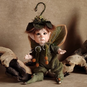 NOLAN szárnyas mini manócska - porcelán, mozgatható - otthon & életmód - dekoráció - dekoratív figurák és szobrok - Meska.hu