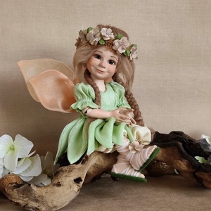 FABIANA mosolygós tündérke - porcelán, 9 ponton mozgatható - otthon & életmód - dekoráció - dekoratív figurák és szobrok - Meska.hu