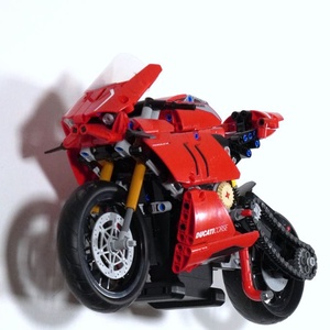 Lego 42107 Ducati Panigale V4 R fali tartó konzol, Játék & Sport, Építőjáték, Mindenmás, MESKA