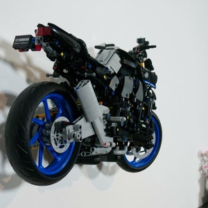Lego 42159 Yamaha MT-10 SP fali tartó konzol - otthon & életmód - tárolás & rendszerezés - fali tároló - Meska.hu