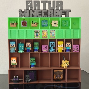 EGYEDI neves Minecraft Kinder Joy figura és kártya tartó tartó állvány, Otthon & Életmód, Tárolás & Rendszerezés, Íróasztali tároló, Mindenmás, MESKA