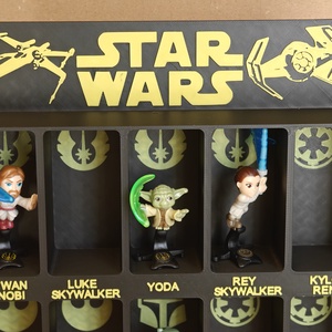 Star Wars Kinder figura tartó állvány - otthon & életmód - tárolás & rendszerezés - íróasztali tároló - Meska.hu