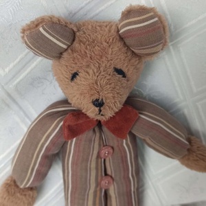 Csíkos pizsamás mackófiú - Meska.hu