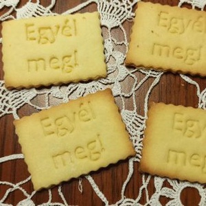 Egyél meg! kekszmintázó - otthon & életmód - konyhafelszerelés, tálalás - sütés, főzés - sütikiszúró - Meska.hu