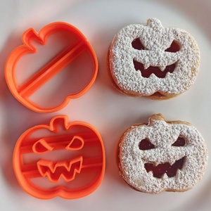 HALLOWEENI TÖK mintájú sütikiszúró (kétrészes) - Meska.hu