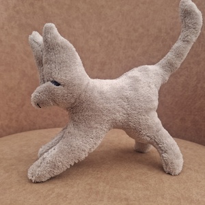 Plüss kis cica szürke  - játék & sport - plüssállat & játékfigura - cica - Meska.hu