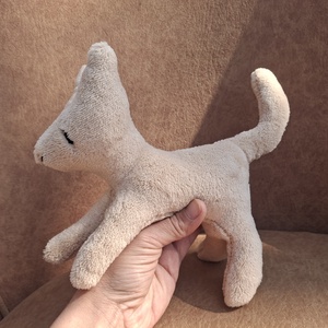 Plüss kis cica barack  - játék & sport - plüssállat & játékfigura - cica - Meska.hu