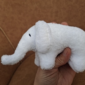 Plüss kis elefánt fehér  - játék & sport - plüssállat & játékfigura - elefánt - Meska.hu