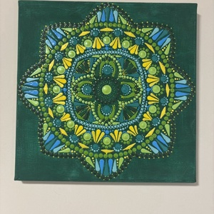 Smaragd Ragyogás nyolcágú energia-mandala pontfestéssel � Kézzel festett akril falikép (30x30 cm) - Meska.hu