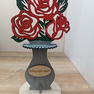 Anyák napi rózsa váza , Otthon & Életmód, Papír, írószer, Ajándékozás kellékei, Képeslap, üdvözlőlap, Famegmunkálás, Gravírozás, pirográfia, MESKA