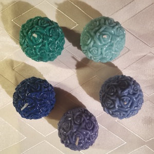 Diszgömb alakú illatos gyertya - karácsony - karácsonyi lakásdekoráció - karácsonyi illatgyertya, mécses - Meska.hu