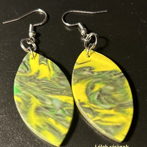 Sárga-zöld ovális polymer clay fülbevaló - ékszer - fülbevaló - lógó fülbevaló - Meska.hu