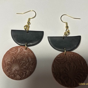 Barna és fekete színű polymer clay fülbevaló - ékszer - fülbevaló - lógó fülbevaló - Meska.hu