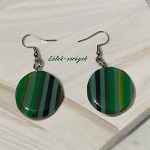 Zöld csíkos polymer clay fülbevaló - ékszer - fülbevaló - lógó fülbevaló - Meska.hu