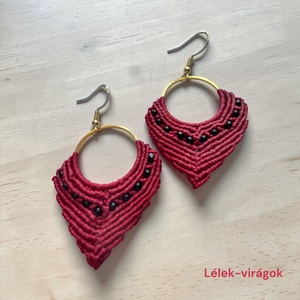 Bordó mikromakramé fülbevaló - Meska.hu