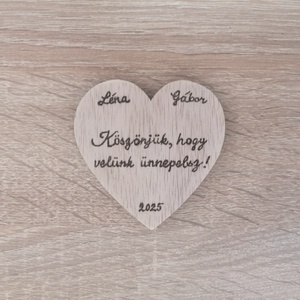 Köszönőajándék - szív alakú fa pirográfiával - Meska.hu