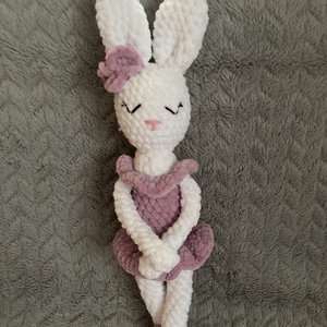 Horgolt amigurumi Borka balerina nyuszi, Játék & Sport, Plüssállat & Játékfigura, Nyuszi, Horgolás, Hímzés, MESKA